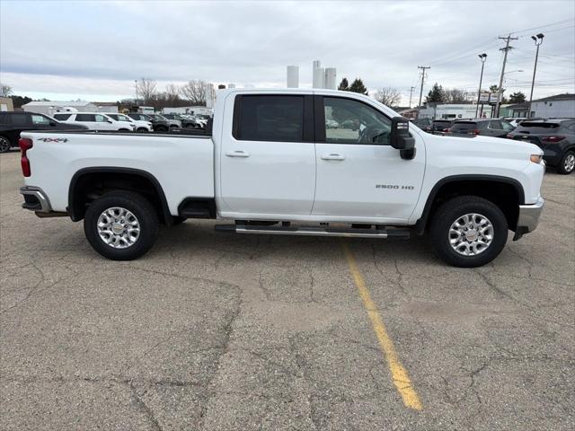 2021 Chevrolet Silverado 2500HD 4WD Crew Cab Standard Bed LT 2021 Chevrolet Silverado 2500HD 4WD Crew Cab Standard Bed LT