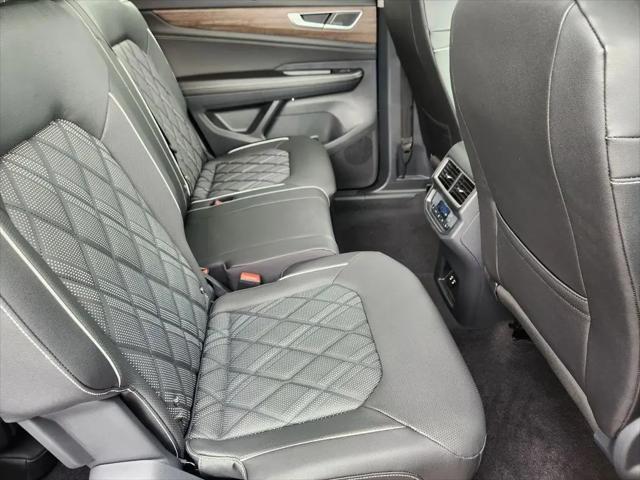 2026 Volkswagen Atlas SEL Premium R-Line