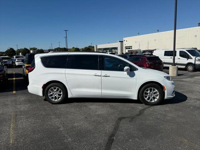 2022 Chrysler Pacifica Touring L 2022 Chrysler Pacifica Touring L