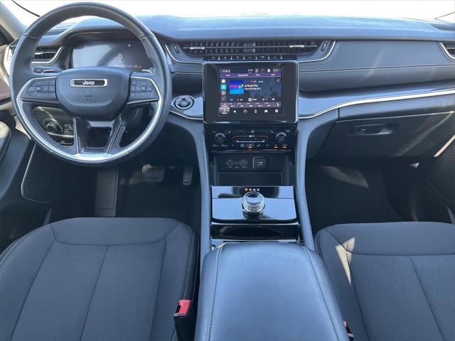 2022 Jeep Grand Cherokee L Laredo 4x2