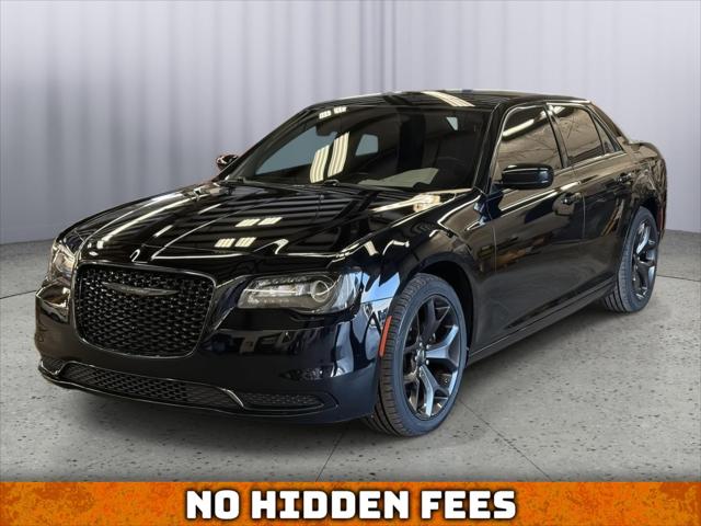 2022 Chrysler 300 Touring