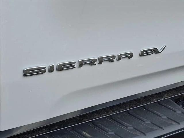 2026 GMC Sierra Standard Range Elevation