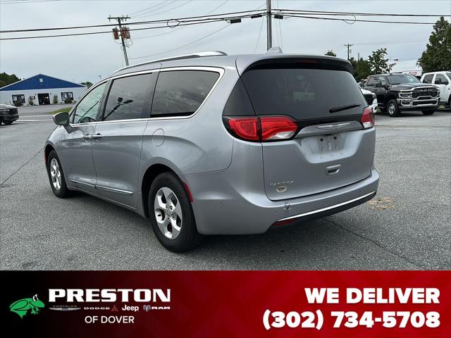 2017 Chrysler Pacifica Touring-L Plus
