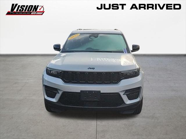 2023 Jeep Grand Cherokee Altitude 4x4