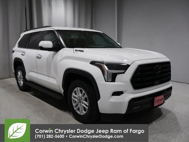 2024 Toyota Sequoia SR5