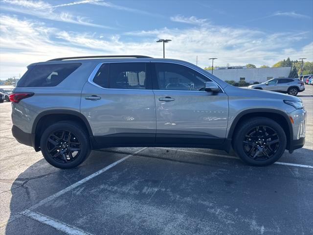 2023 Chevrolet Traverse AWD LT Cloth