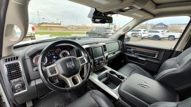 2017 RAM 1500 Laramie Crew Cab 4x4 57 Box 2017 RAM 1500 Laramie Crew Cab 4x4 57 Box