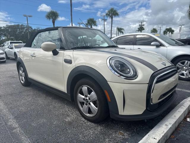 2022 Mini Convertible Cooper
