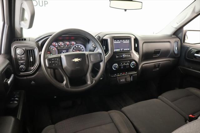 2023 Chevrolet Silverado 1500 4WD Crew Cab Short Bed Custom