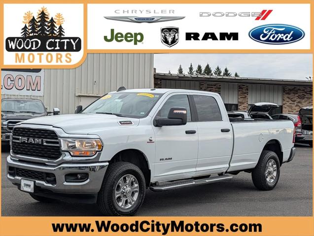 2024 RAM 3500 Big Horn Crew Cab 4x4 8 Box