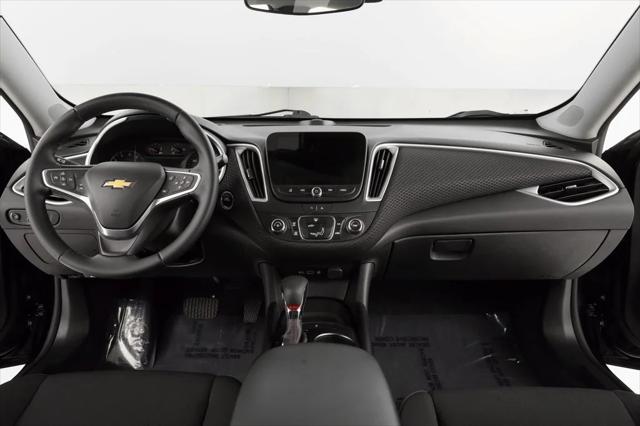 2023 Chevrolet Malibu FWD RS