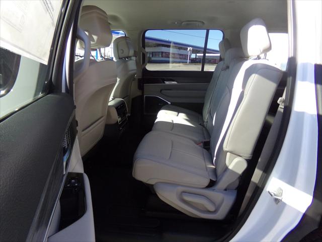 2024 Jeep Wagoneer Series II 4x2