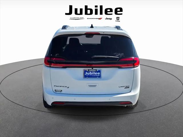 2026 Chrysler Pacifica Limited AWD