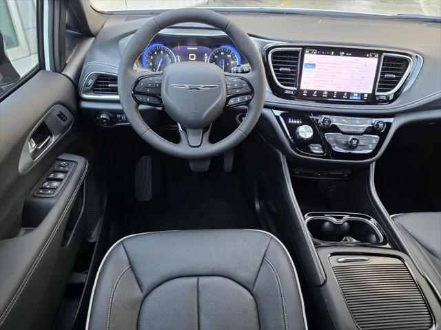 2026 Chrysler Pacifica Limited AWD