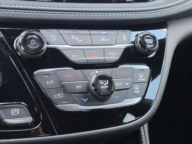 2026 Chrysler Pacifica Limited AWD