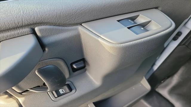 2025 GMC Savana Cutaway Work Van