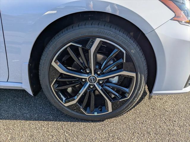2025 Nissan Altima SR FWD