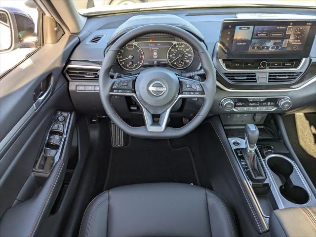 2025 Nissan Altima SR FWD