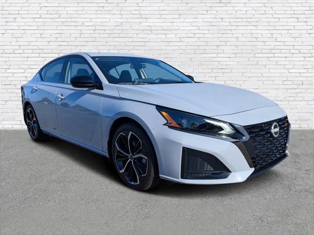 2025 Nissan Altima SR FWD