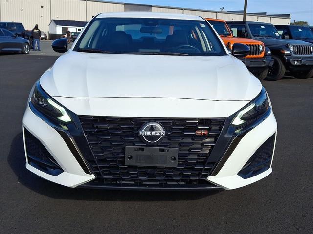 2024 Nissan Altima SR FWD
