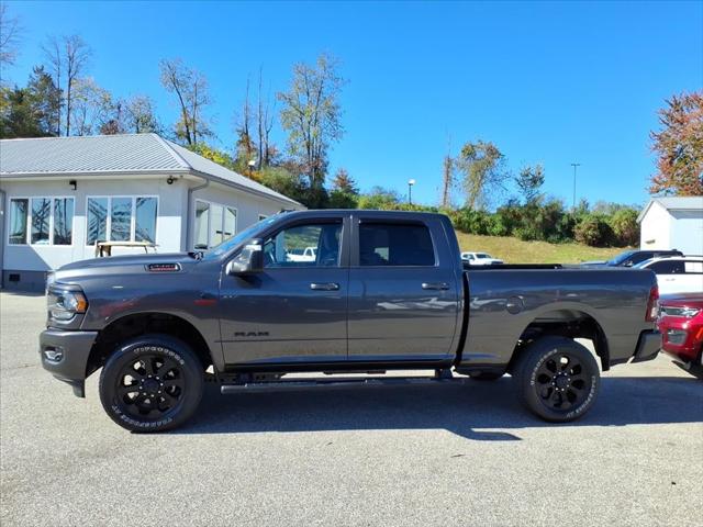 2023 RAM 2500 Big Horn Crew Cab 4x4 64 Box 2023 RAM 2500 Big Horn Crew Cab 4x4 64 Box