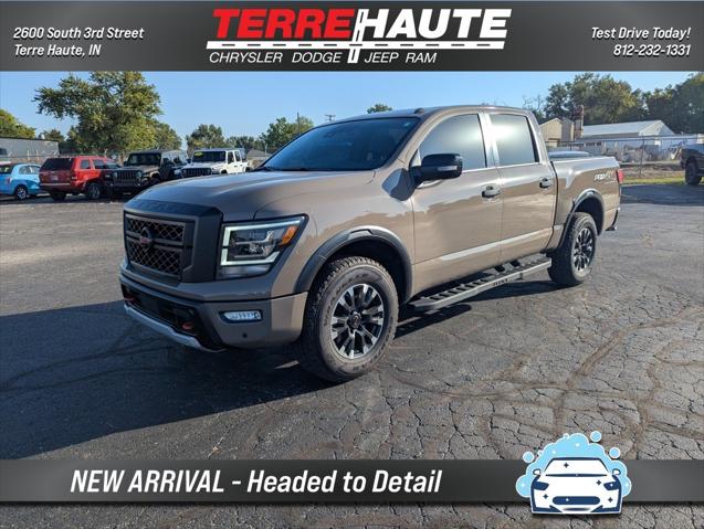 2021 Nissan TITAN Crew Cab PRO-4X 4x4