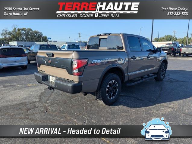 2021 Nissan TITAN Crew Cab PRO-4X 4x4