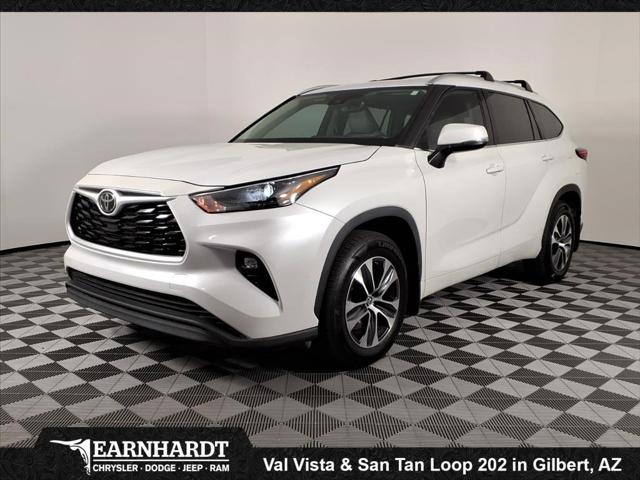 2022 Toyota Highlander XLE 2022 Toyota Highlander XLE
