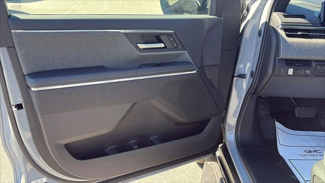 2026 GMC Sierra Standard Range Elevation