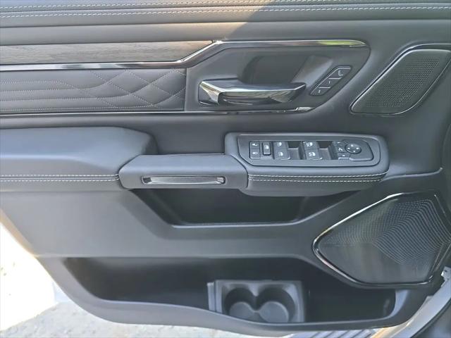 2026 Ram 1500 Limited Crew Cab 4x4 5'7" Box