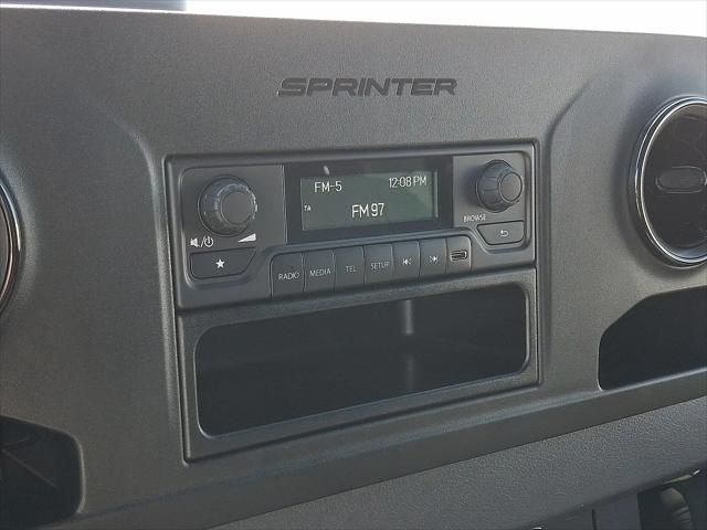 2025 Mercedes-Benz Sprinter 2500 Standard Roof 4-Cyl Diesel