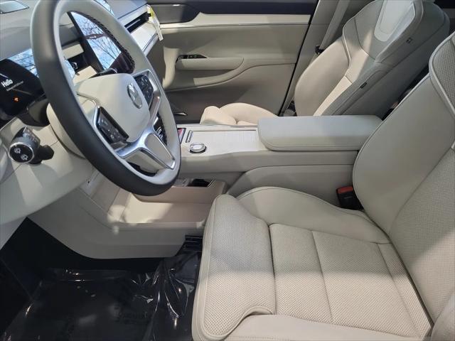 2025 Volvo X 90 Ultra, Twin Motor Performance, Fully electric, 6 Seats