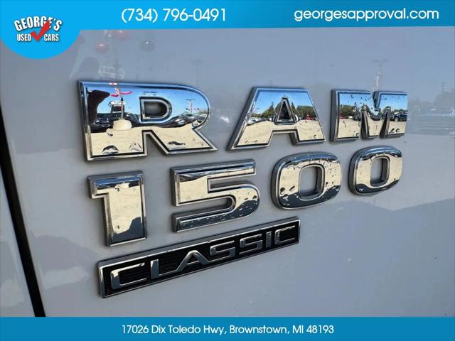 2023 Ram 1500 Classic SLT Crew Cab 4x2 5'7" Box