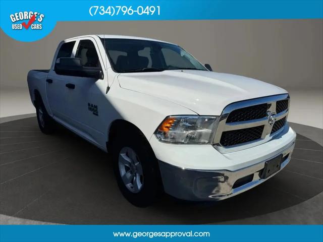 2023 Ram 1500 Classic SLT Crew Cab 4x2 5'7" Box