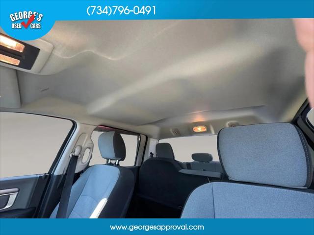2023 Ram 1500 Classic SLT Crew Cab 4x2 5'7" Box