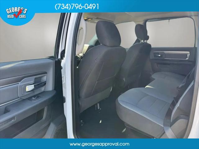 2023 Ram 1500 Classic SLT Crew Cab 4x2 5'7" Box