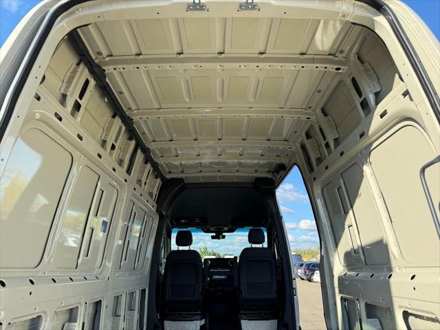 2026 Mercedes-Benz Sprinter Cargo Van Standard Roof 4-Cyl Diesel HO