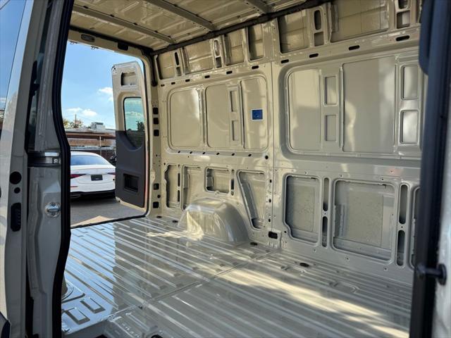 2026 Mercedes-Benz Sprinter Cargo Van Standard Roof 4-Cyl Diesel HO