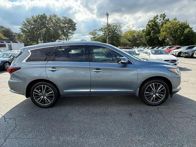 2019 INFINITI QX60 LUXE