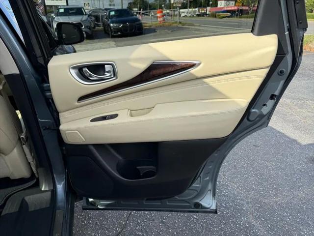 2019 INFINITI QX60 LUXE