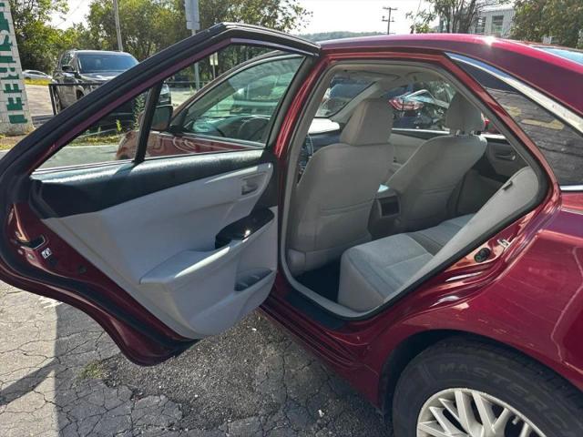 2016 Toyota Camry XLE
