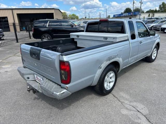 2001 Nissan Frontier XE