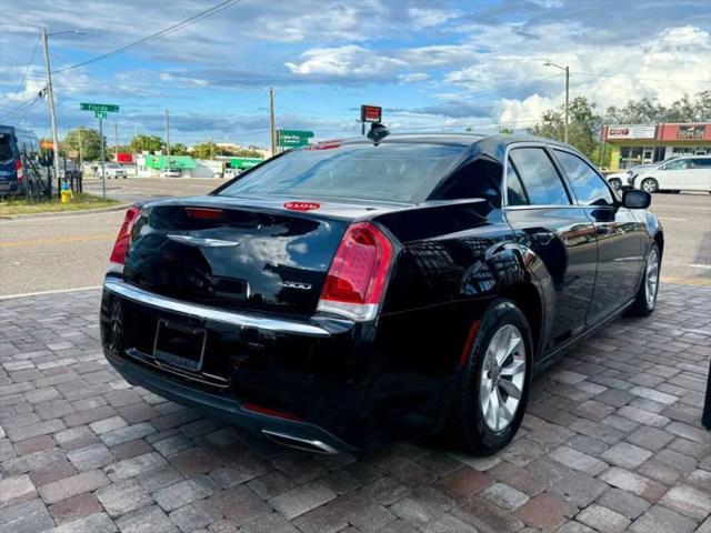 2015 Chrysler 300 Limited