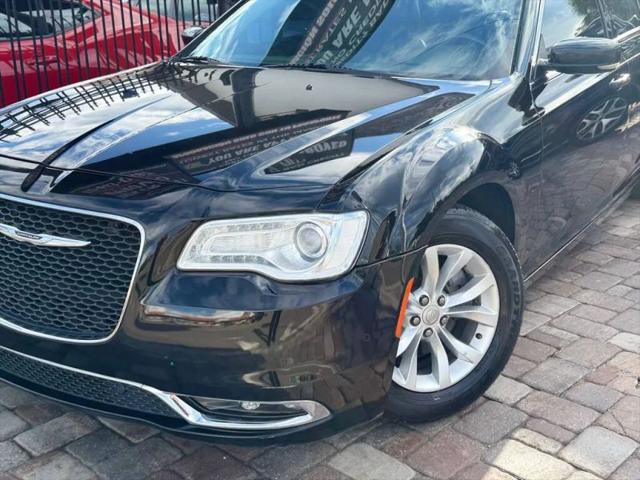 2015 Chrysler 300 Limited