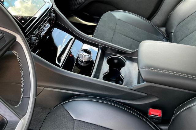 New 2025 Jeep Grand Cherokee L For Sale in Millington, TN