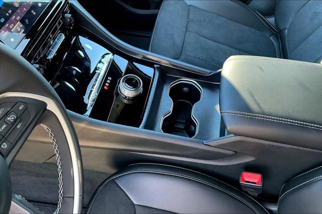 New 2025 Jeep Grand Cherokee L For Sale in Millington, TN