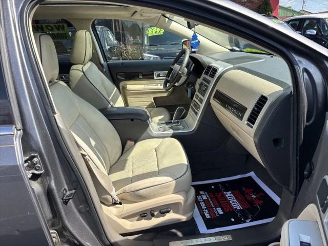 2009 Lincoln MKX Base