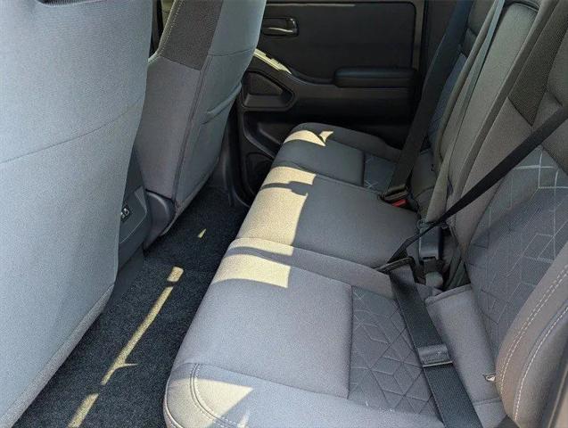 2026 Nissan Frontier Crew Cab SV 4x2