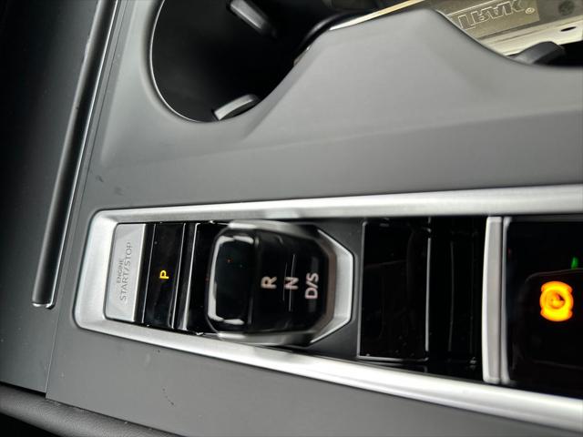 2026 Volkswagen Atlas Cross Sport 2.0T SE