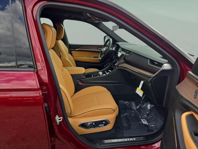 2025 Jeep Grand Cherokee L Summit 4x4